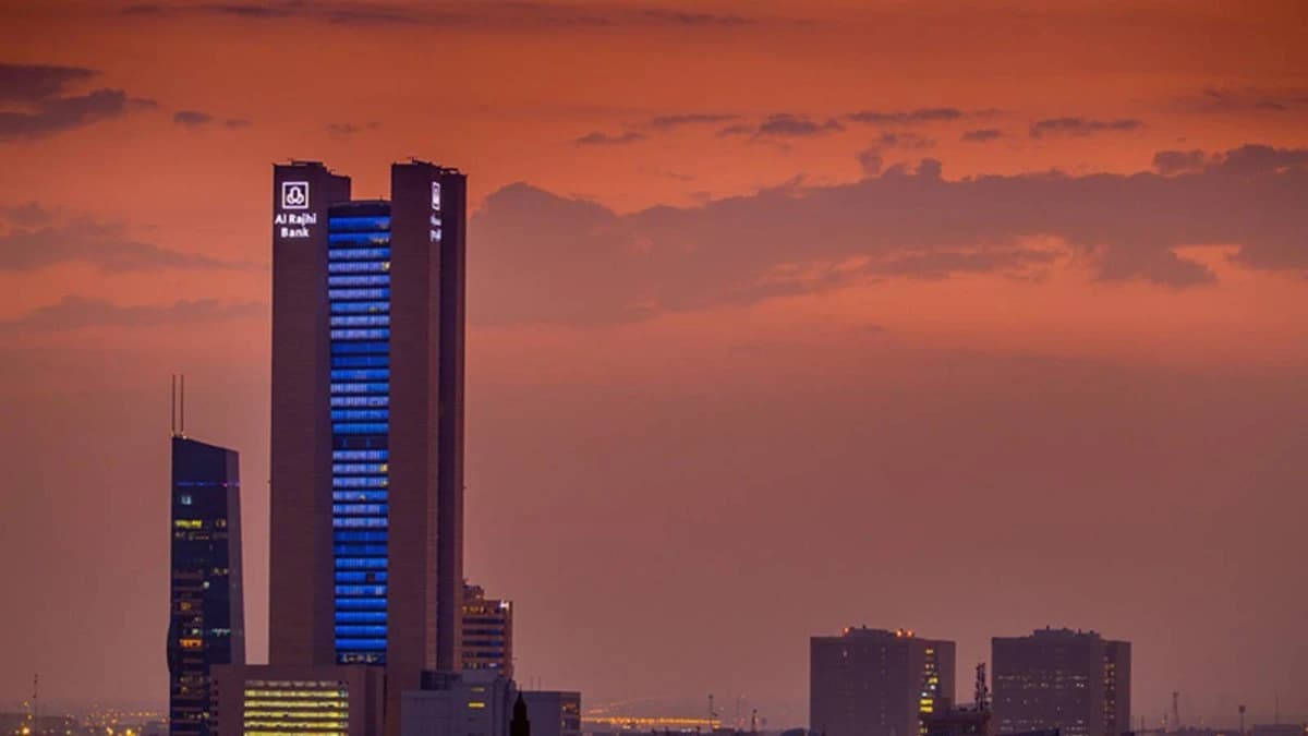 مصرف الراجحي يجمع مليار دولار من طرح صكوك بعائد 6.15%