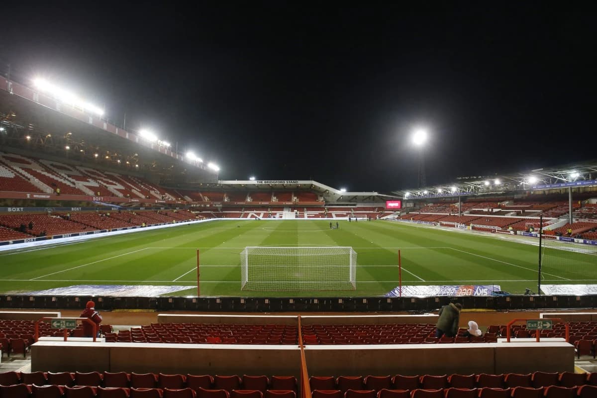 مالك نوتنجهام فورست يتعهد بـ 130 مليون إسترليني لزيادة سعه الملعب