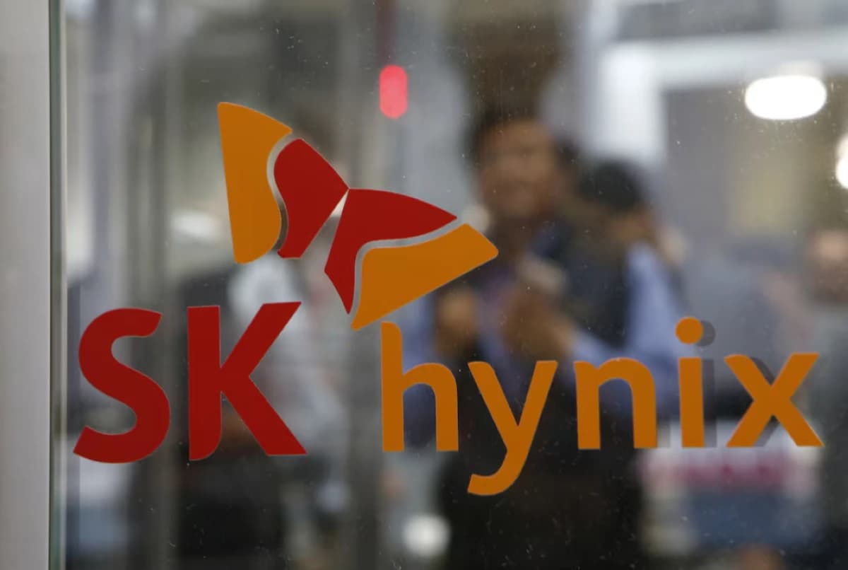 "SK Hynix" تخطط لاستثمار 13 مليار دولار في معالجة رقائق الذكاء الاصطناعي