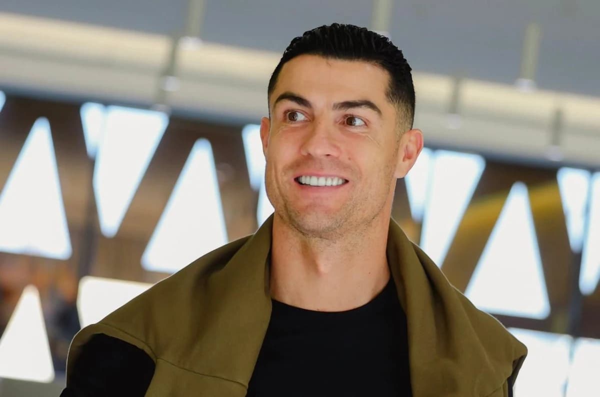 البيسبول تسيطر على أكبر العقود الرياضية .. كيف حضر رونالدو مرتين؟