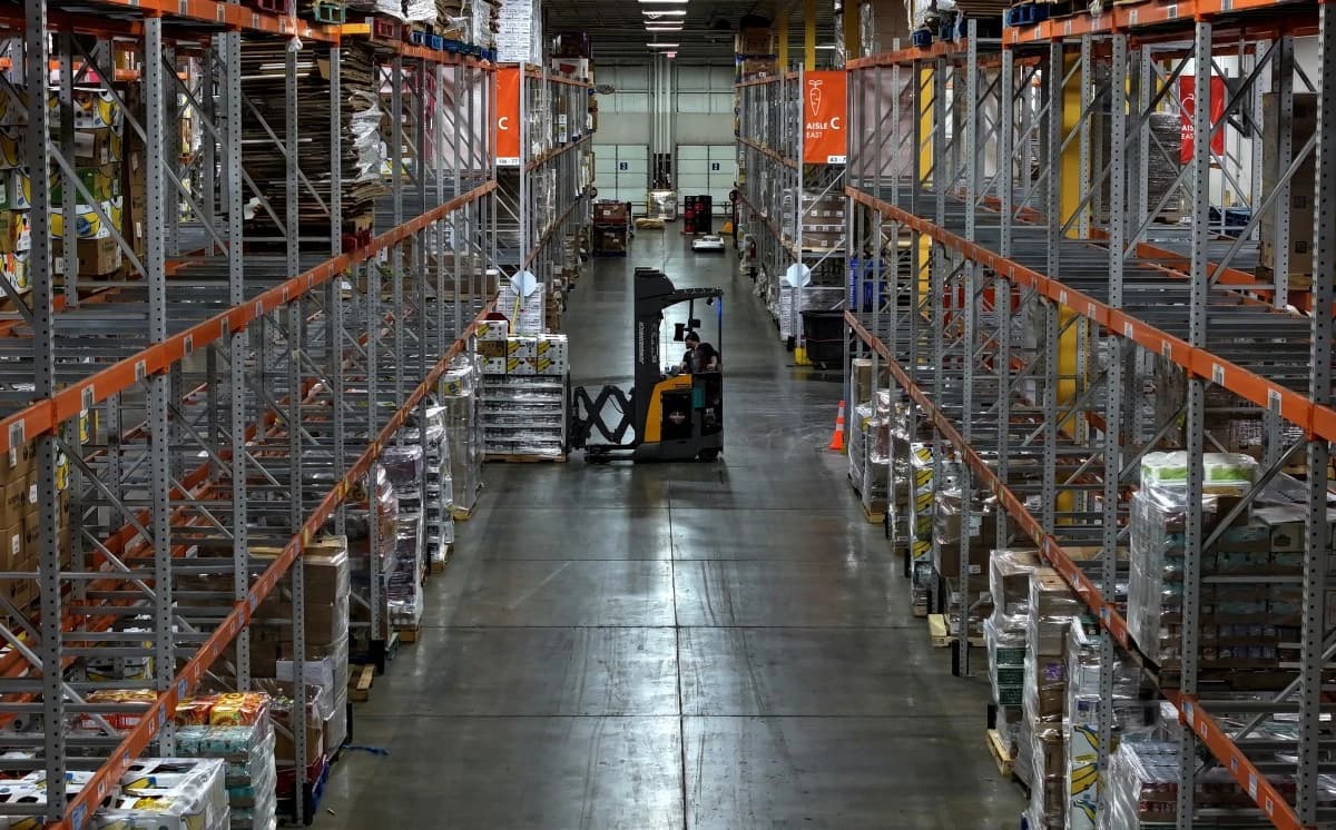 ارتفاع الاستثمار الأجنبي المباشر عالميا 14% إلى 1.6 تريليون دولار في 2025