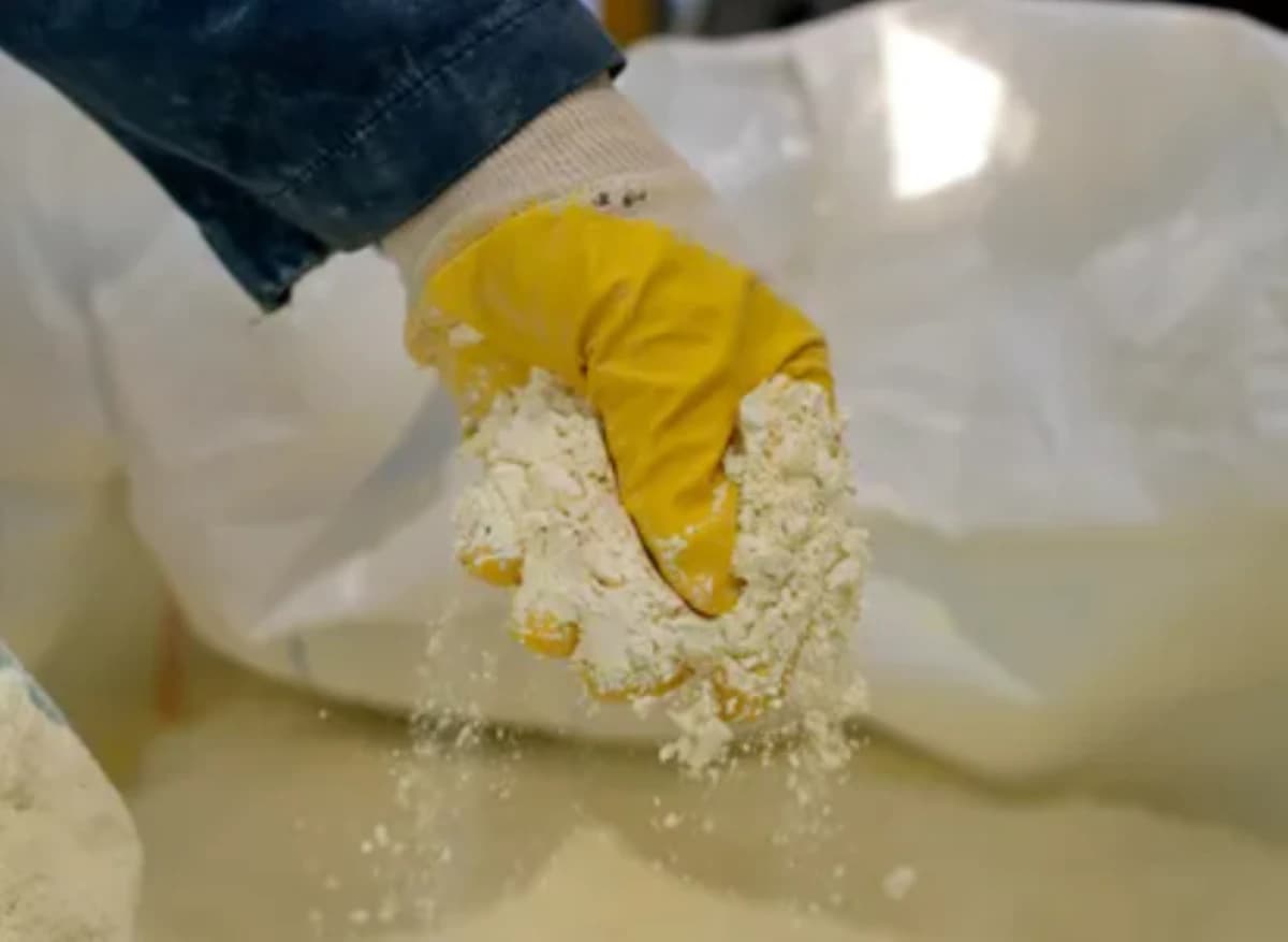 الولايات المتحدة تستثمر 1.6 مليار دولار في شركة للمعادن النادرة