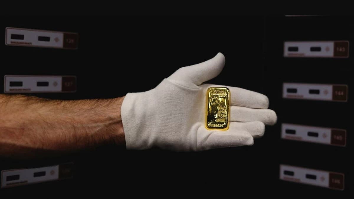 الذهب يزداد شراسة أمام ضعف الدولار ويخترق حاجز 5300 دولار