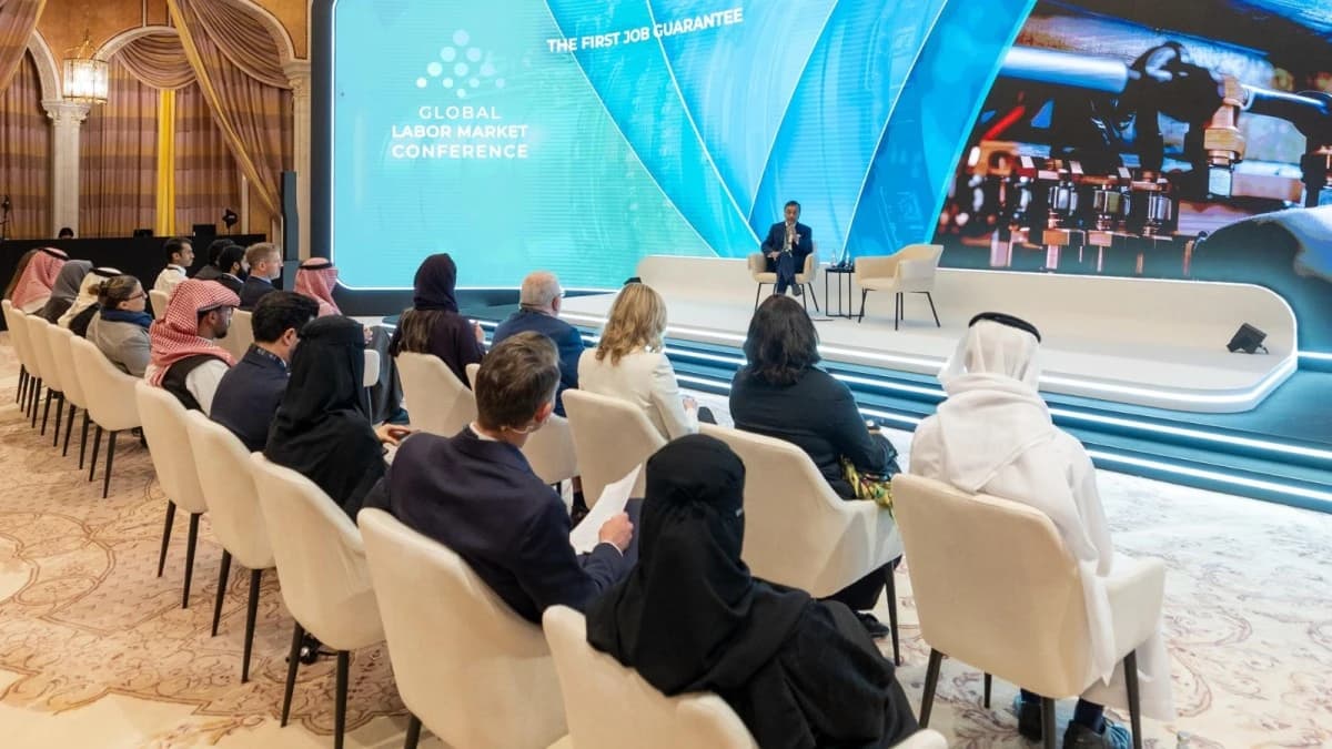 اختتام أول مختبر سياسات "هاكاثون" في المؤتمر الدولي لسوق العمل