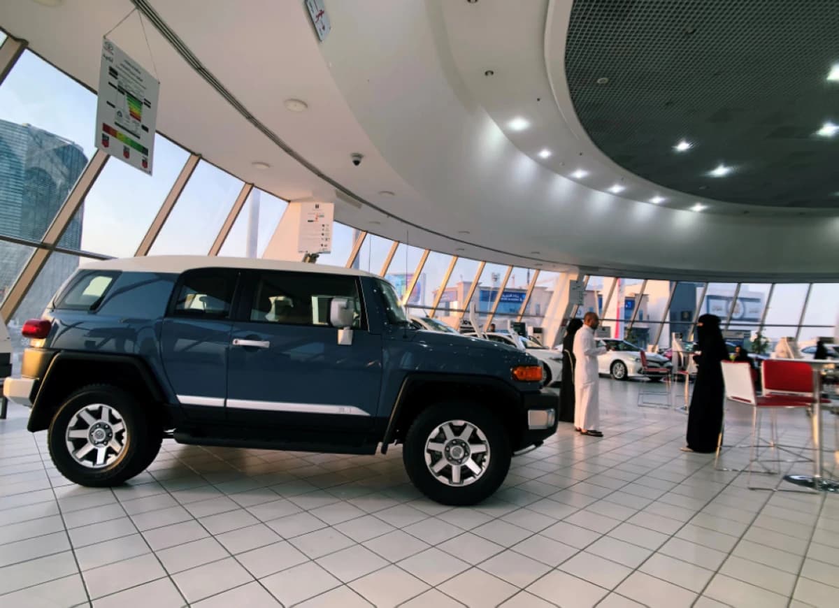 3 تقييمات لوكلاء السيارات وموزعي الأجهزة الكهربائية والمتاجر الإلكترونية في السعودية