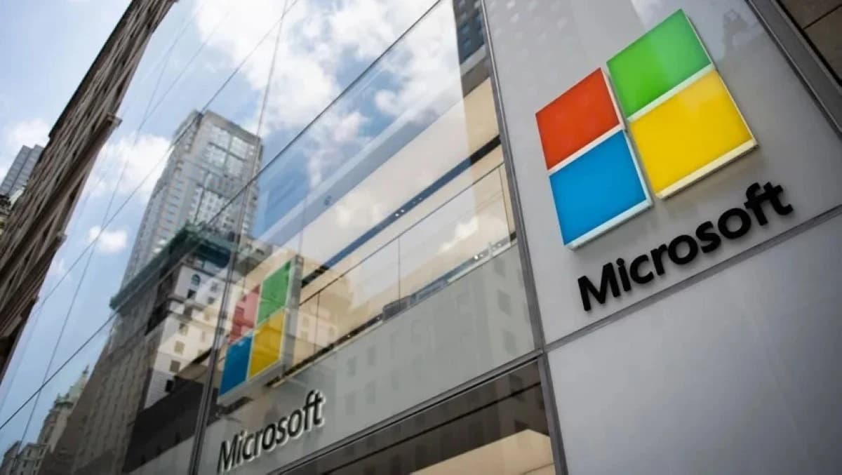 تهاوي أسهم "مايكروسوفت" يكشف الجانب المظلم للإنفاق على الذكاء الاصطناعي