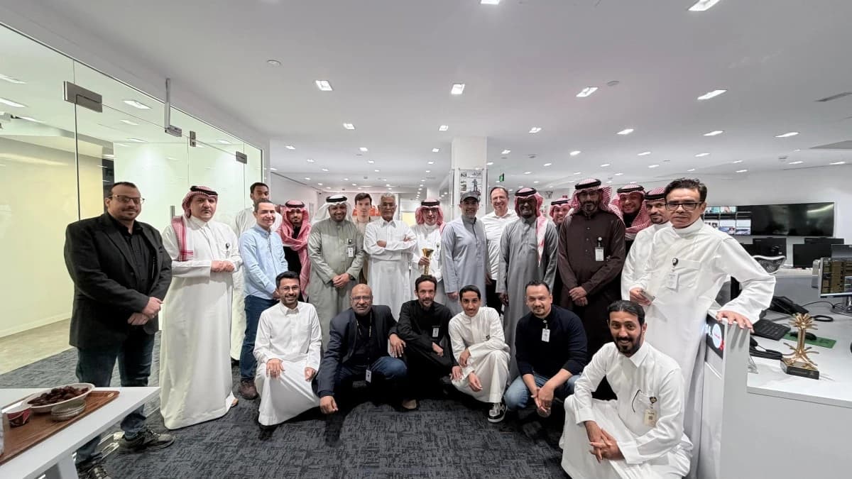 "الاقتصادية" تحتفي بحصول الزميل خالد البدر على جائزة المنتدى السعودي للإعلام في التقرير الصحافي