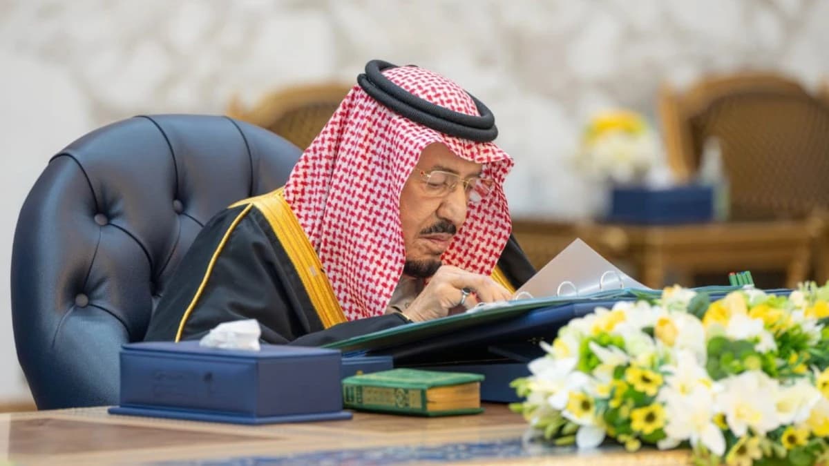 مجلس الوزراء السعودي يوافق على اتفاقية الربط بالقطار الكهربائي مع قطر