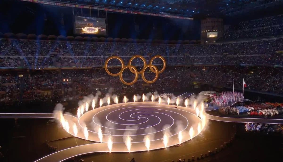 "الأولمبية الدولية" تدافع عن بيع قمصان تحمل شعار "أولمبياد برلين"