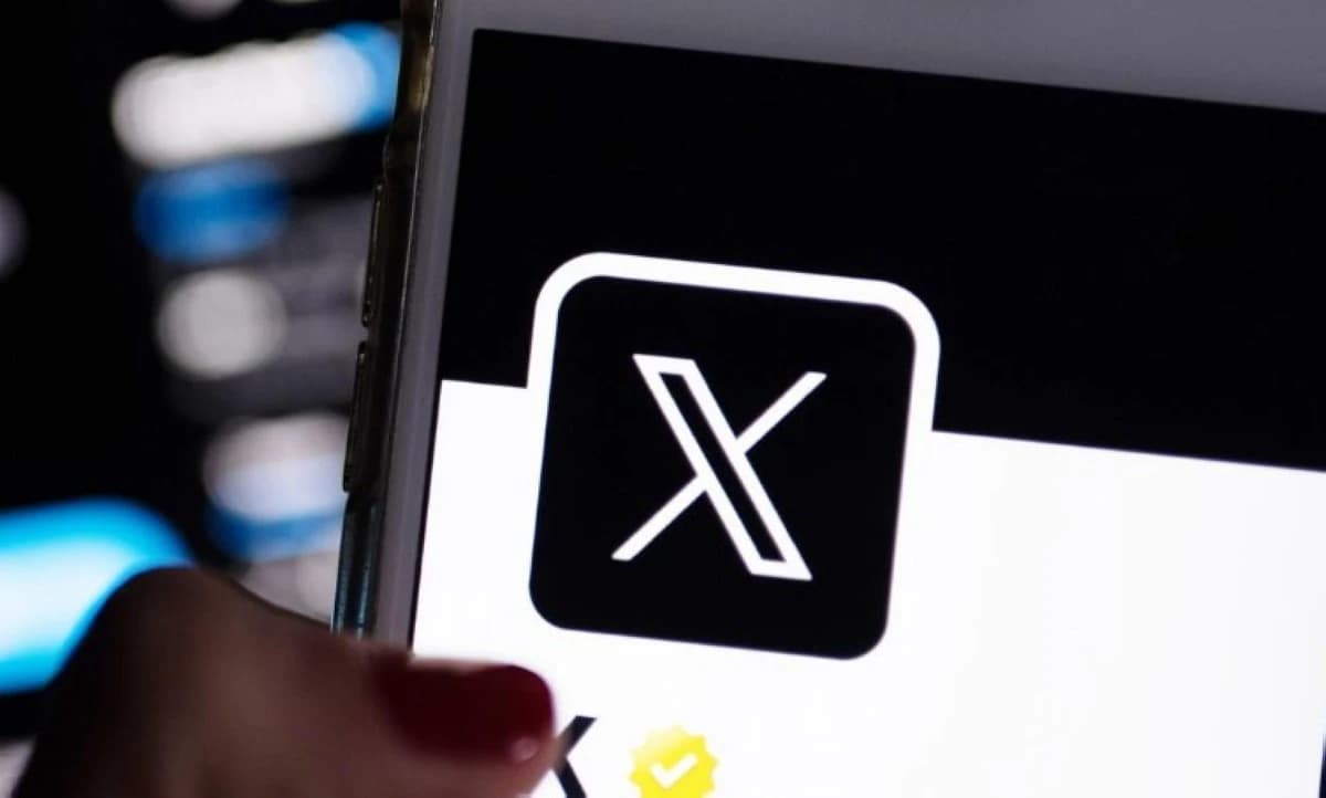 آلاف الأشخاص يشكون من تعطل منصة إكس في أمريكا وبريطانيا