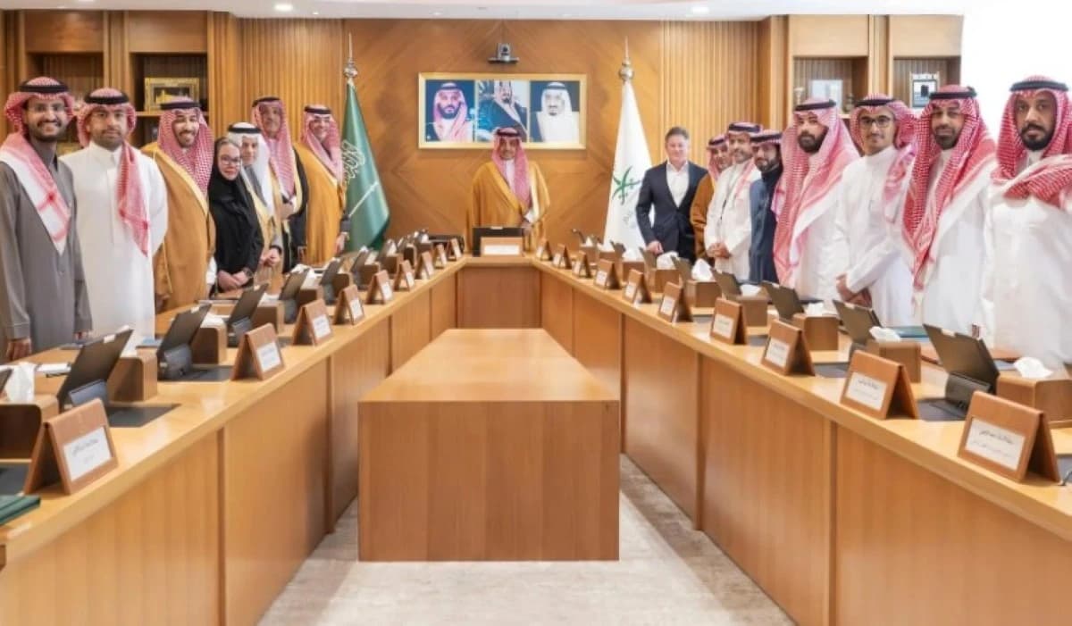 وزارة الإعلام السعودية توقع اتفاقيات مع 9 شركات لتأهيل الكفاءات الوطنية