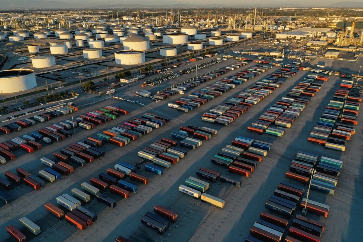 تقرير رسمي: انخفاض مخزونات النفط والبنزين ونواتج التقطير في أمريكا