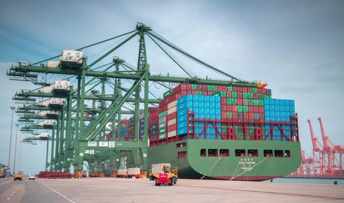 غدا .. وزير النقل السعودي يبحث احتياجات المستثمرين لموانئ البحر الأحمر