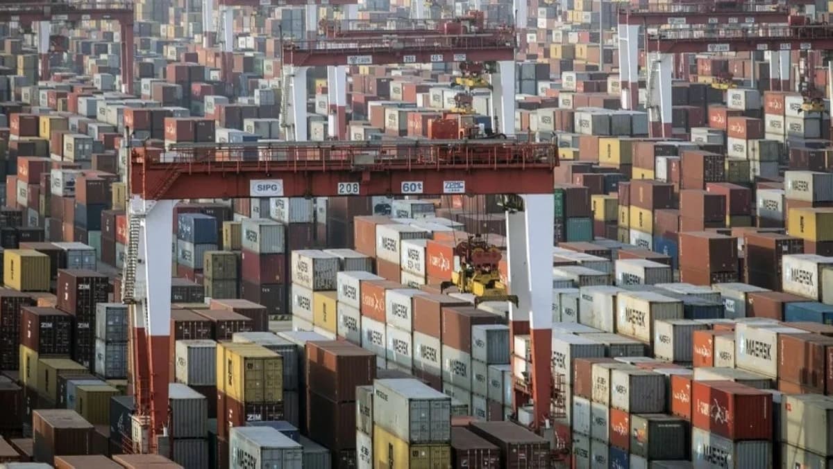 أحجام التجارة الصينية بلغت مستويات قياسية قبل صدمة حرب إيران