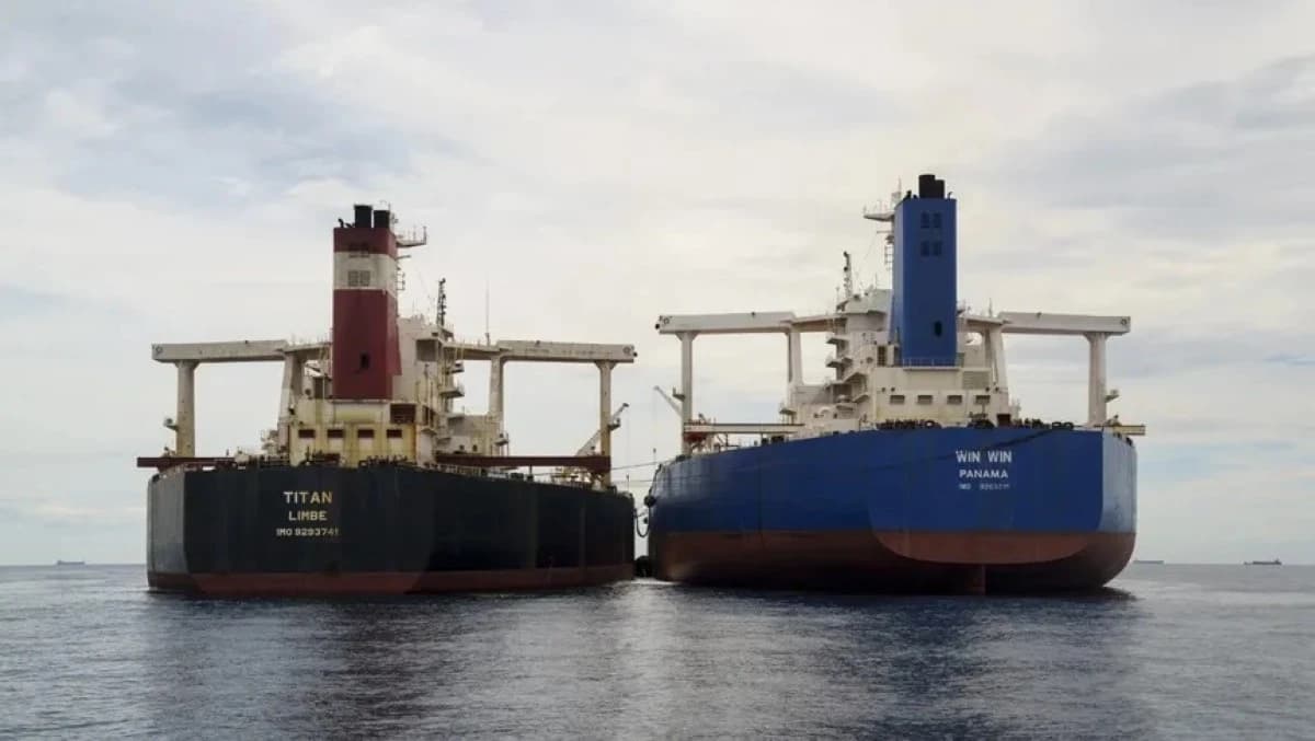 للمرة الأولى.. قصف عسكري يستهدف ناقلة غاز تابعة لأسطول الظل الروسي