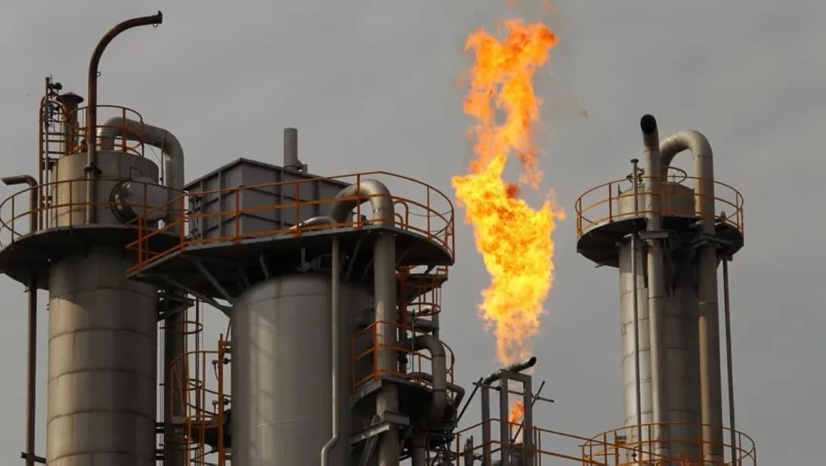 مشترو الطاقة في آسيا تحت ضغط مع استمرار حرب الشرق الأوسط