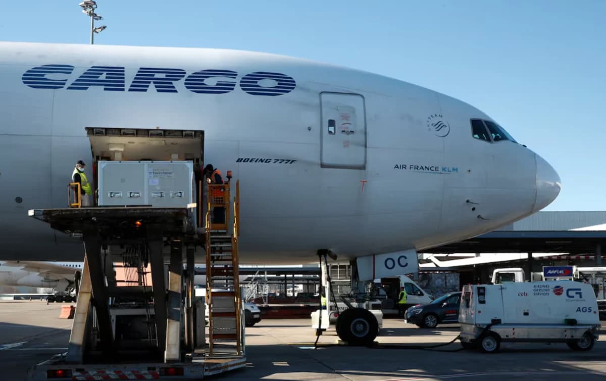 الشحن الجوي يتأثر بتصاعد الصراع في الشرق الأوسط