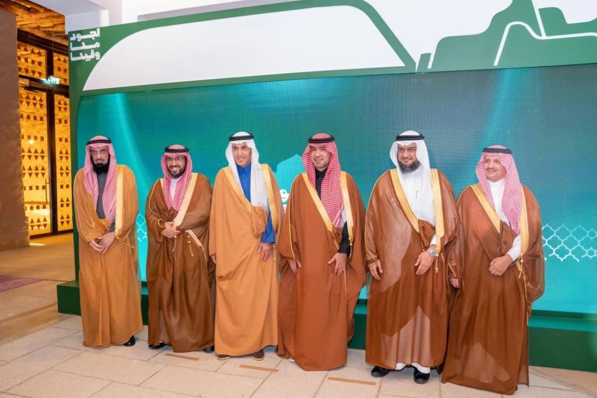 إبراهيم بن سليمان الراجحي يعلن دعما بـ 102 مليون ريال ضمن حملة "الجود منا وفينا"