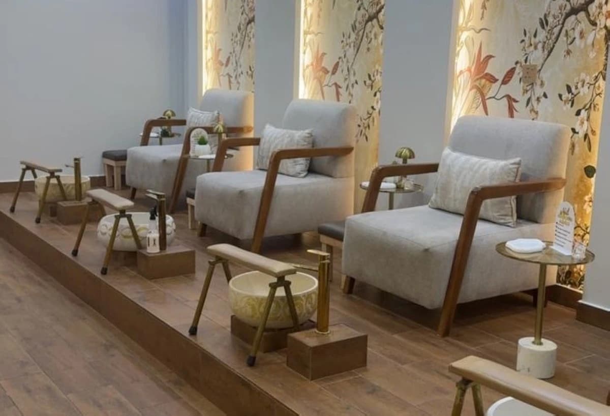 الصوالين النسائية في السعودية مع قرب العيد .. طلب يتضاعف وأسعار ترتفع 60%