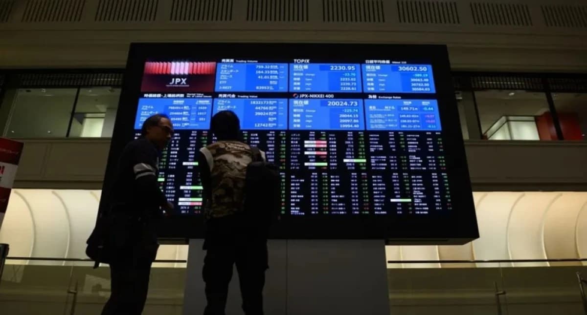 الأسهم الآسيوية تهبط مع ارتفاع النفط وتصاعد الضغوط التضخمية