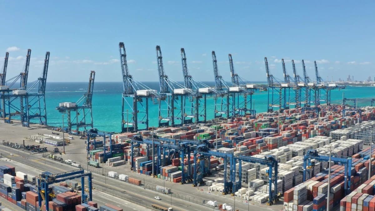 "موانئ" السعودية تضيف 5 خدمات شحن لضمان استمرارية سلاسل الإمداد