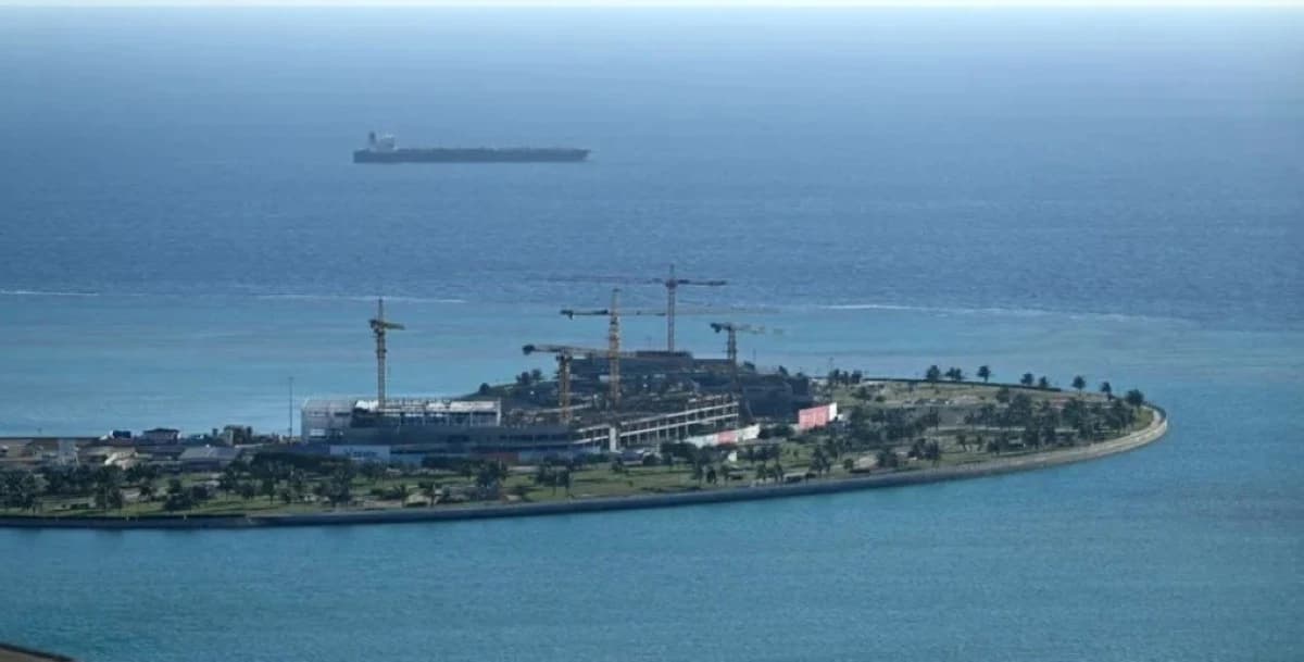 السعودية تقترب من هدف 5 ملايين برميل يوميا في صادات النفط عبر ميناء ينبع