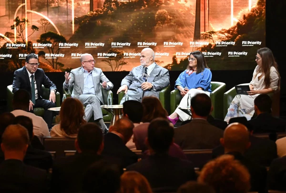 اكتساب السعودية توقع اتفاقية مع مجموعة بنك التنمية للبلدان الأمريكية على هامش قمة ميامي