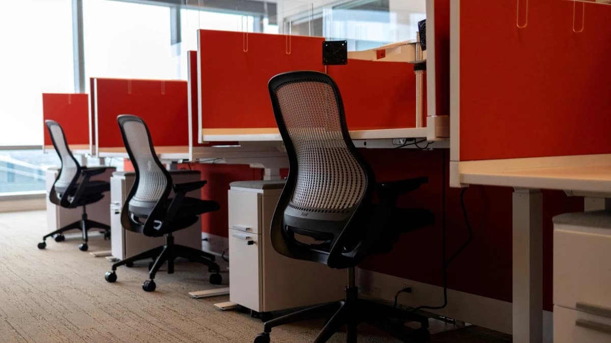 كوفيد أطلق العمل عن بعد.. فهل تعطينا حرب إيران أسبوع عمل من 4 أيام؟