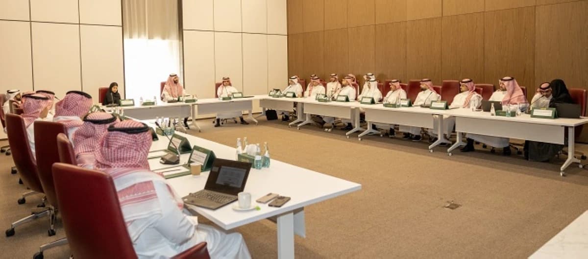 البنك المركزي السعودي يتاقش تطوير آليات تبادل البيانات وتعزيز الربط التقني