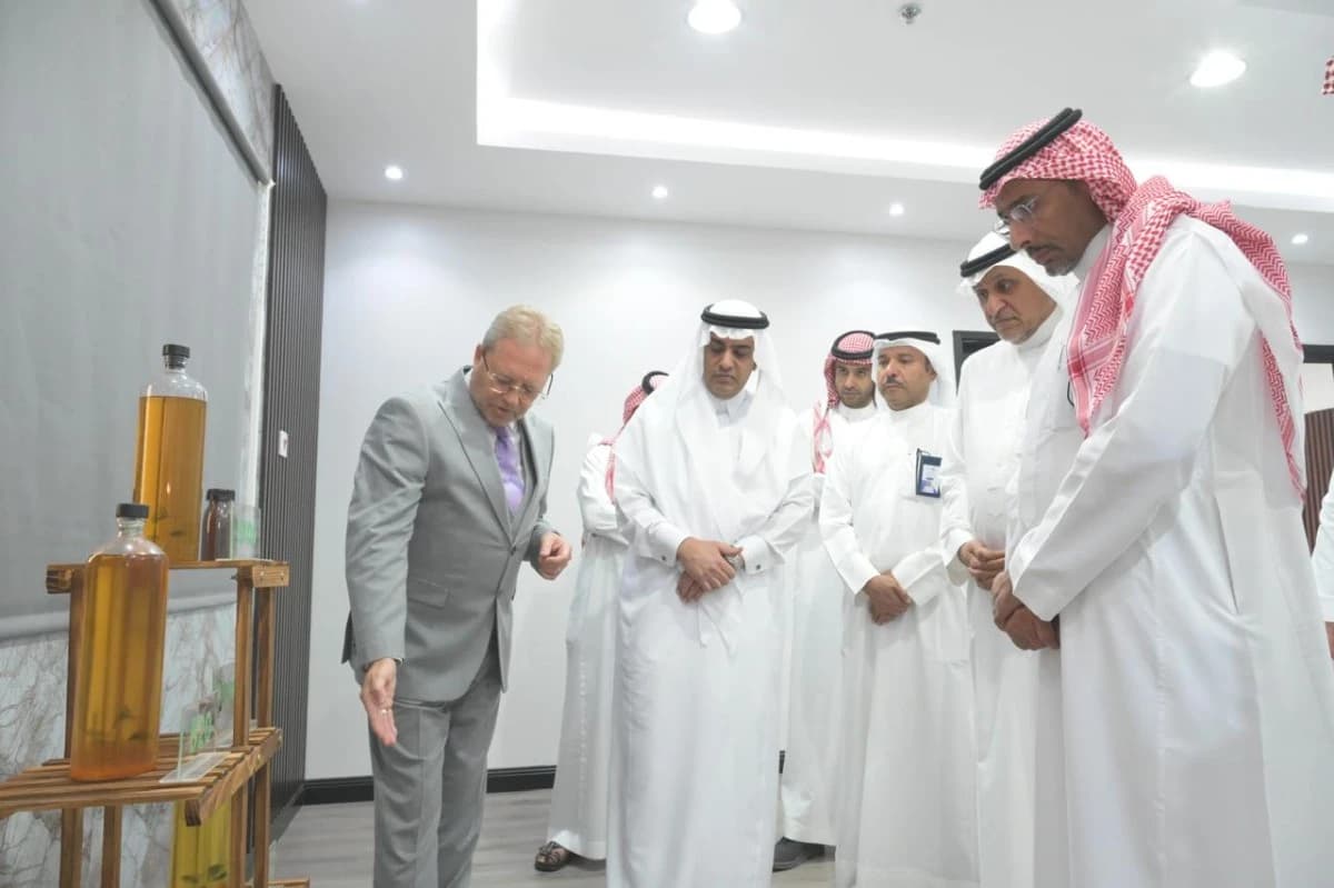 وزير الصناعة السعودي يطلع على الجاهزية التشغيلية لمشروعات الجبيل