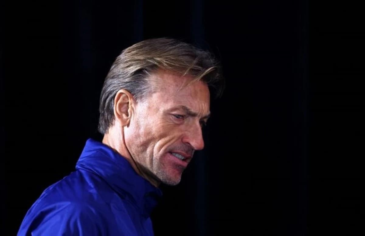 إعفاء رينارد من تدريب المنتخب السعودي قبل شهرين من كأس العالم