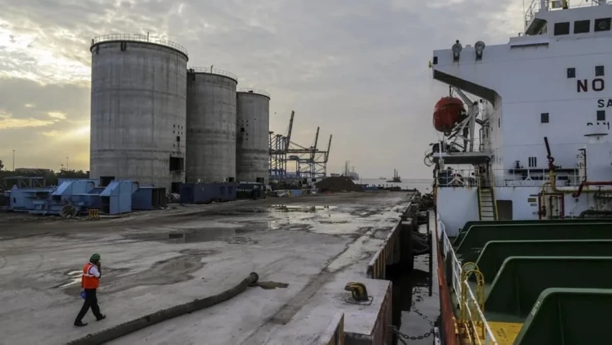 الهند توسّع اعتماد التأمين الروسي مع تعثر شحن النفط عبر هرمز