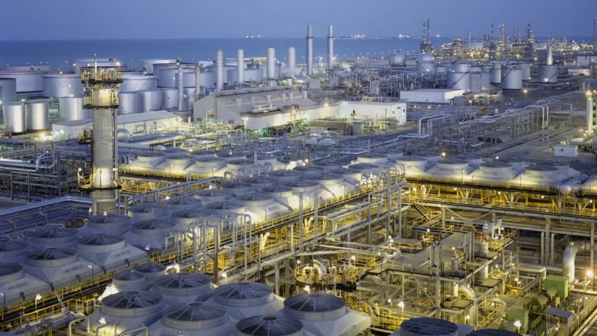 "بترورابغ" تتحول للربحية بـ 1.5 مليار ريال بدعم من زيادة المبيعات