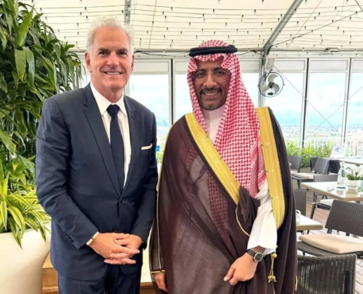 السعودية تبحث الفرص الاستثمارية في الصناعة والتعدين مع أمريكا وفرنسا