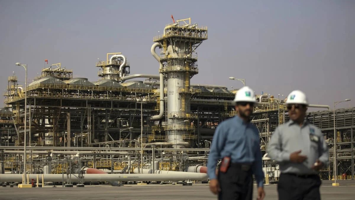 الطلب المحلي على الطاقة يرتفع 1.2% بدعم وقود الطائرات والغاز