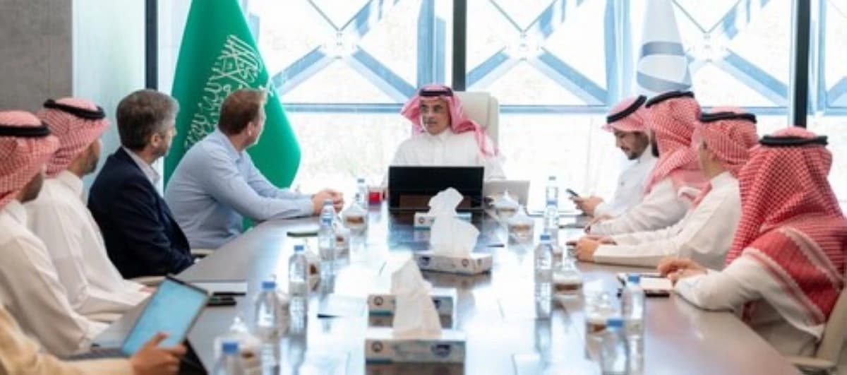 "الصناعة" السعودية تبحث توطين الصناعات الغذائية مع "Lesaffre Gulf"