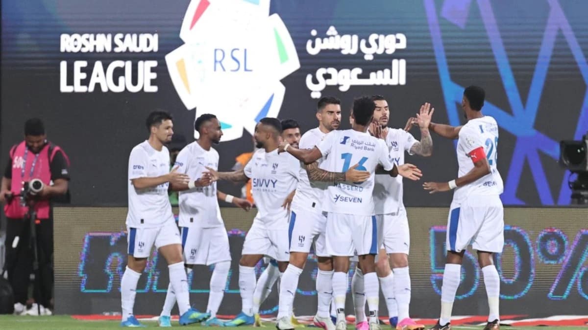الهلال وبنفيكا الوحيدان عالميا بلا خسارة.. واللقب يذهب للمنافس