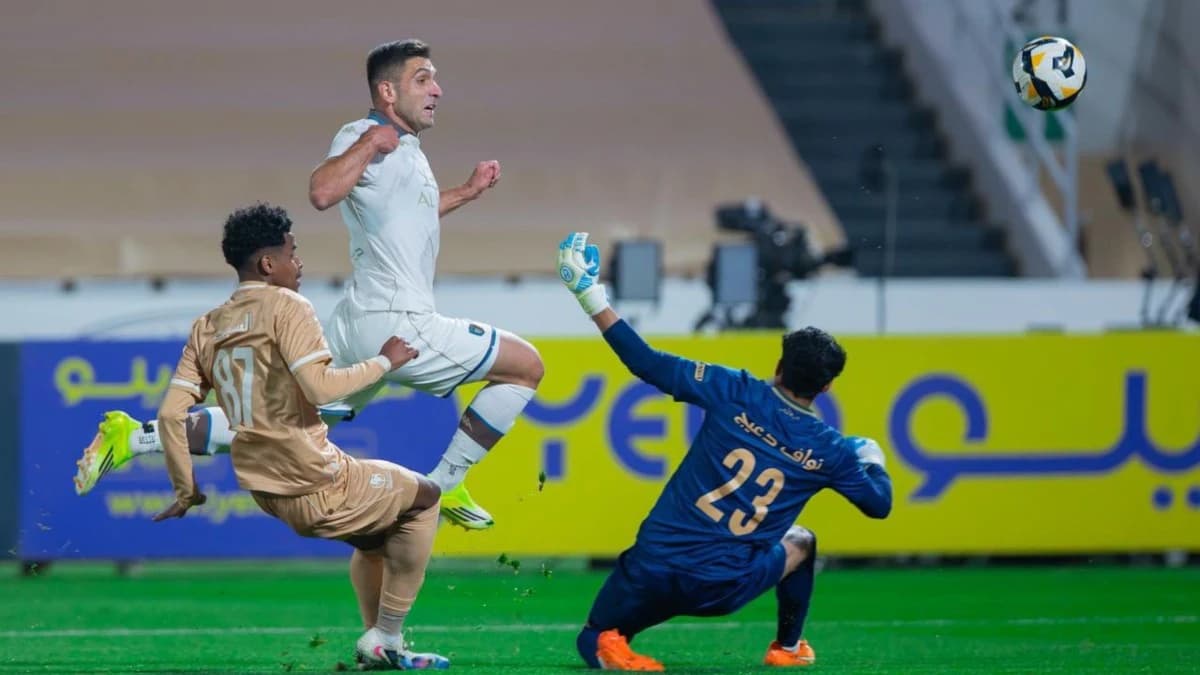 الدرعية والعلا .. المواجهة الأغلى في ملحق الصعود لـ "روشن"