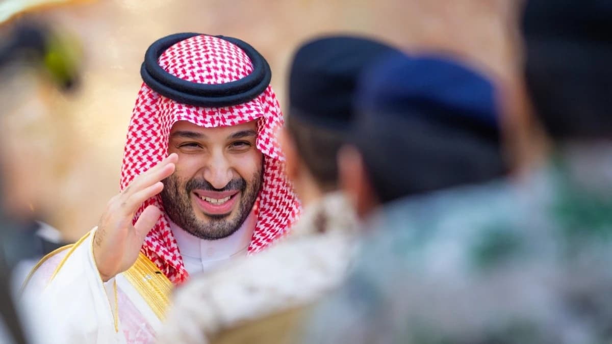 ولي العهد : نحمد الله أن خص بلادنا بخدمة قاصدي الحرمين
