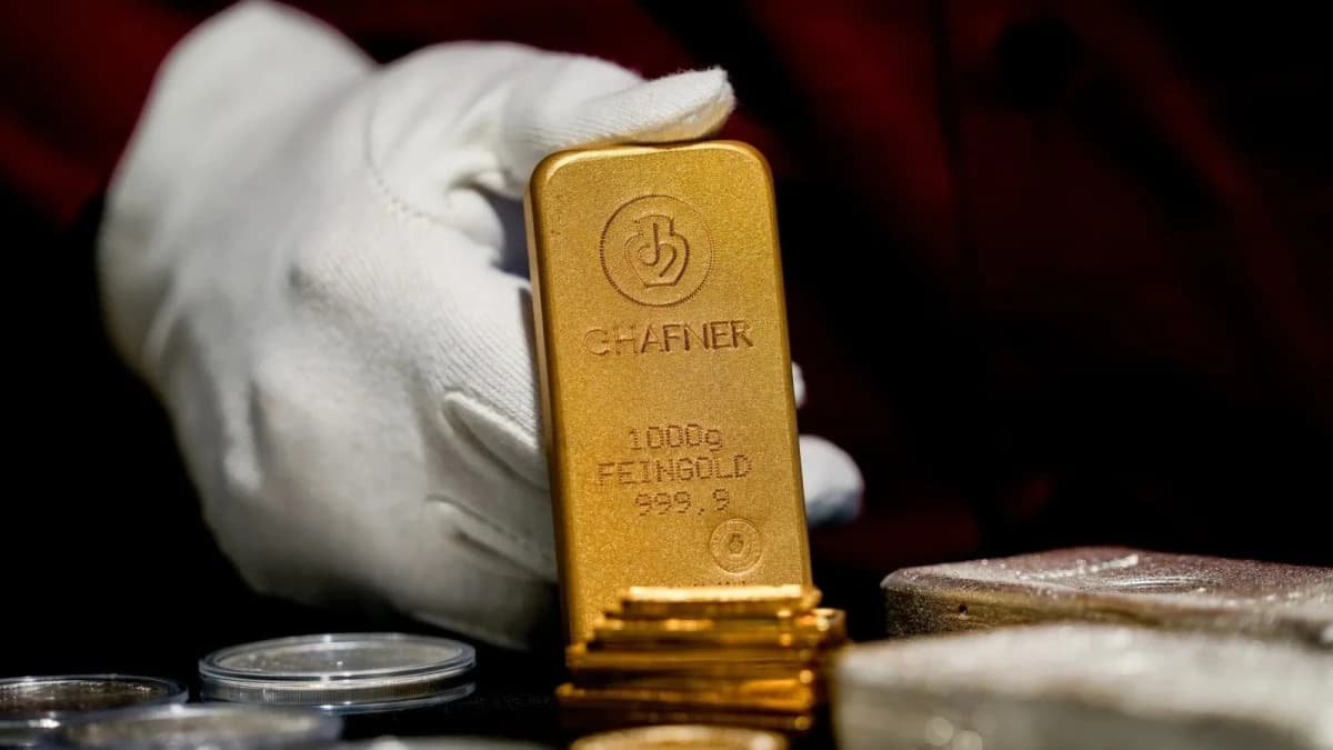 الذهب عند أدنى مستوى في 6 أشهر وسط مخاوف من رفع الفائدة