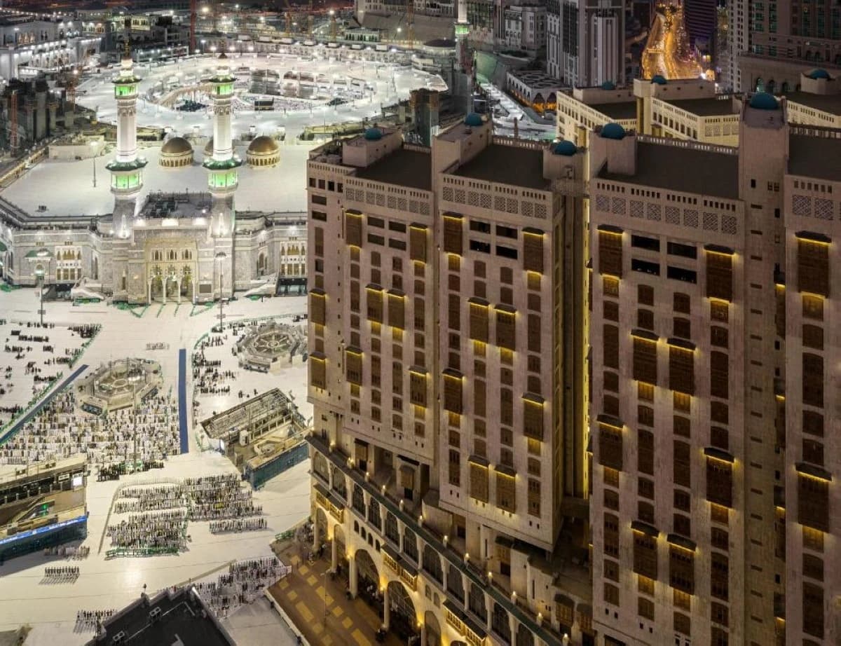 نايت فرانك: الطلب السياحي في مكة والمدينة محصن من التوترات الإقليمية