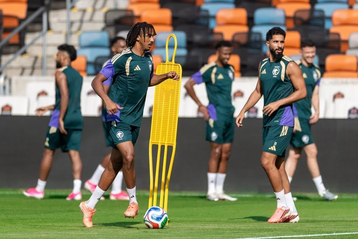 السعودية والرأس الأخضر .. 95 مليون يورو على أرض الملعب