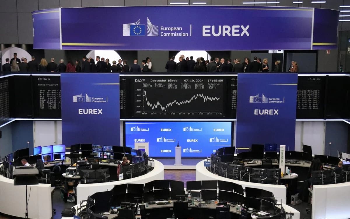 المؤشر ستوكس الأوروبي يسجل أفضل أداء أسبوعي في أكثر من شهر
