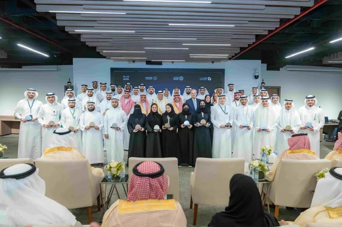 " سير" لتصنيع السيارات الكهربائية تحتفي بتخريج 69 مبتعثا سعوديا من القطاع الصناعي