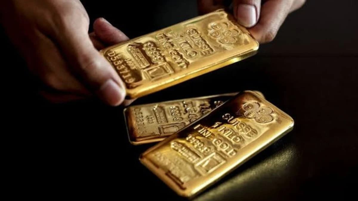 الذهب يصعد 1% مع تراجع عوائد السندات بعد رفع الفائدة