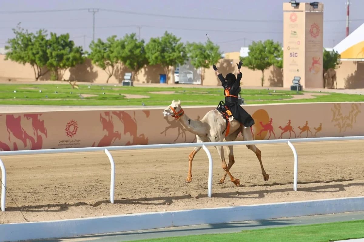 "اتحاد الهجن" يرصد جوائز مالية لسباق اليوم الوطني السعودي