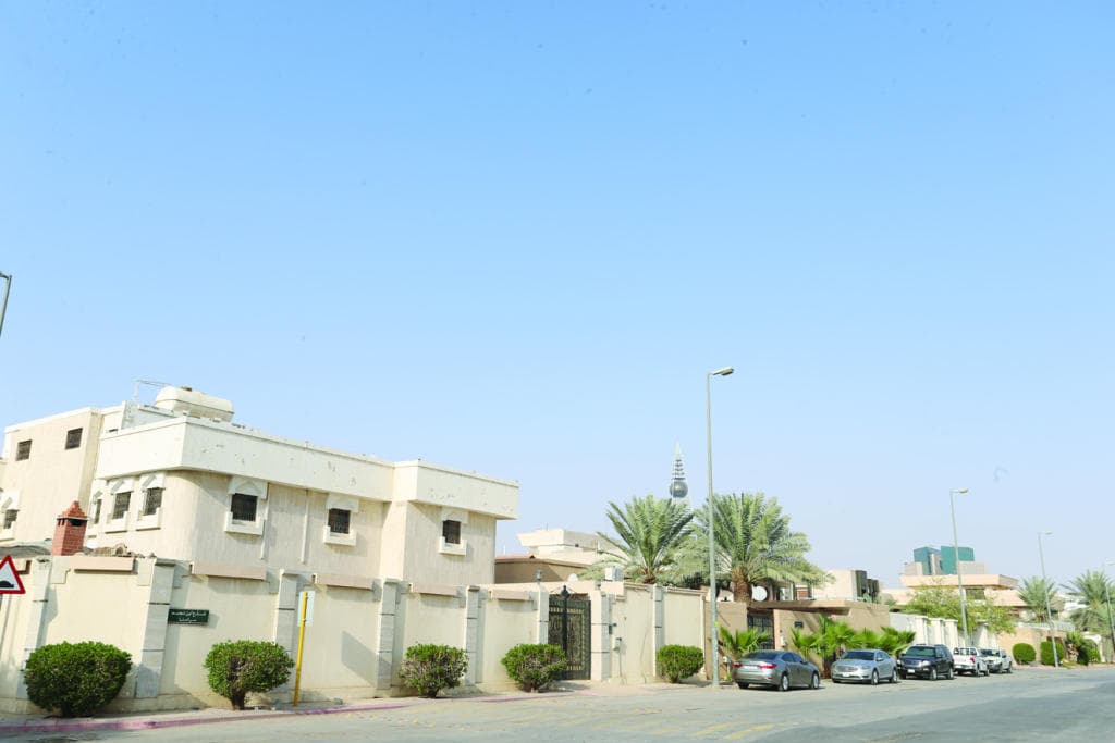 السماح للمستثمرين الخليجيين بتأجير عقاراتهم عبر نظام "إيجار"