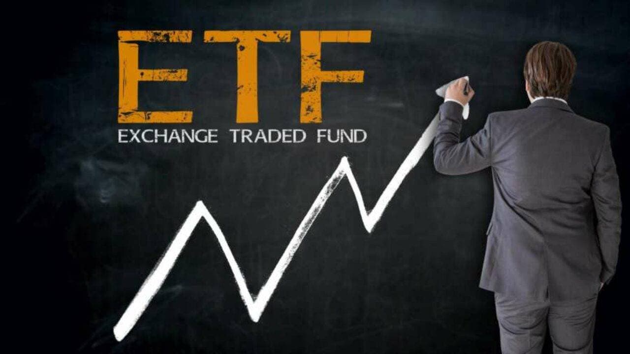إقبال المستثمرين على الصناديق المتداولة في البورصة مؤشر على ثقة متزايدة في تعافي الاقتصاد العالمي.
