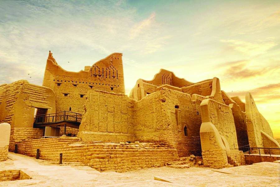  تعد المملكة موطنا للتراث الغني والتنوع الثقافي.