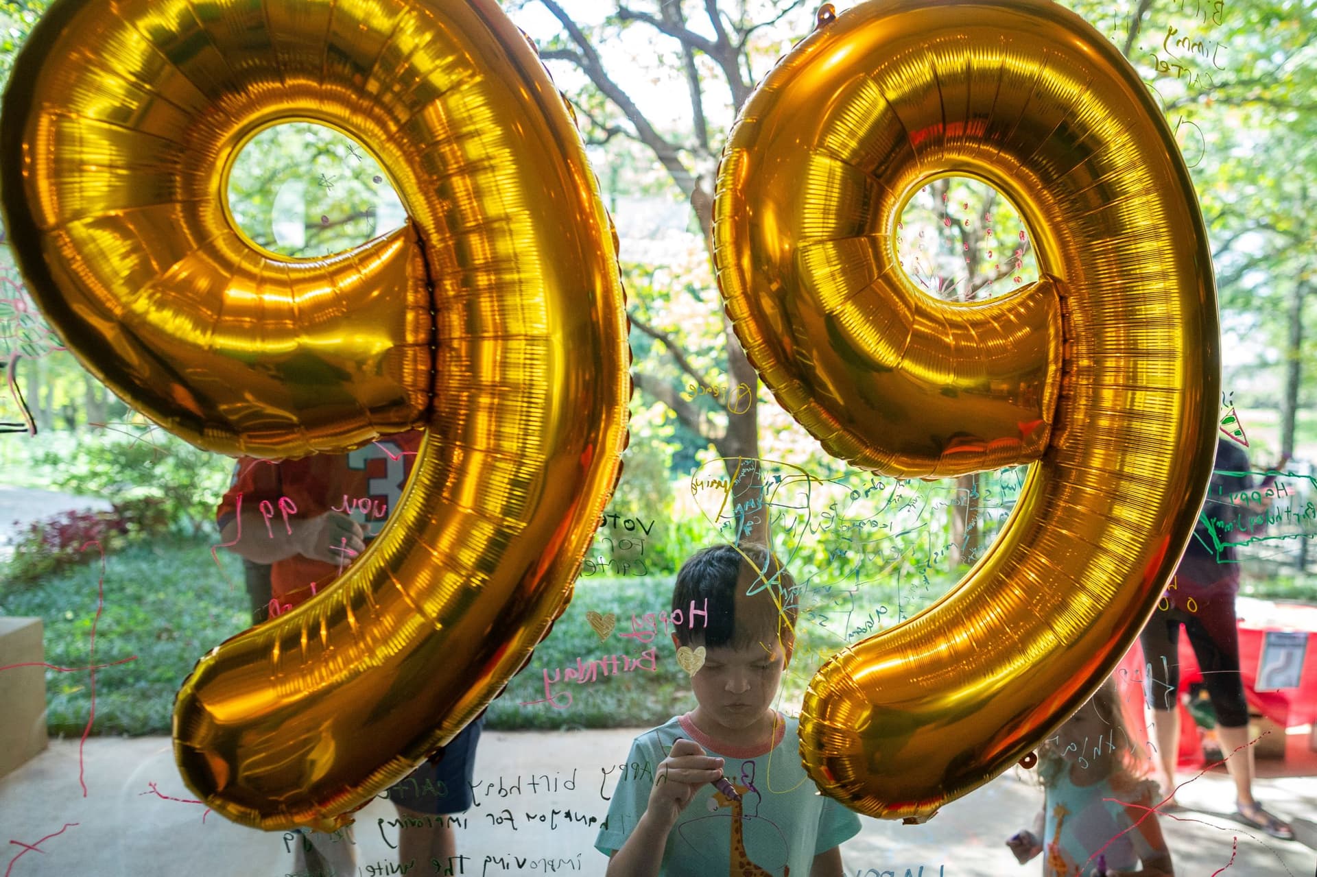جيمي كارتر .. الرئيس الـ 39 للولايات المتحدة يتم عامه الـ 99